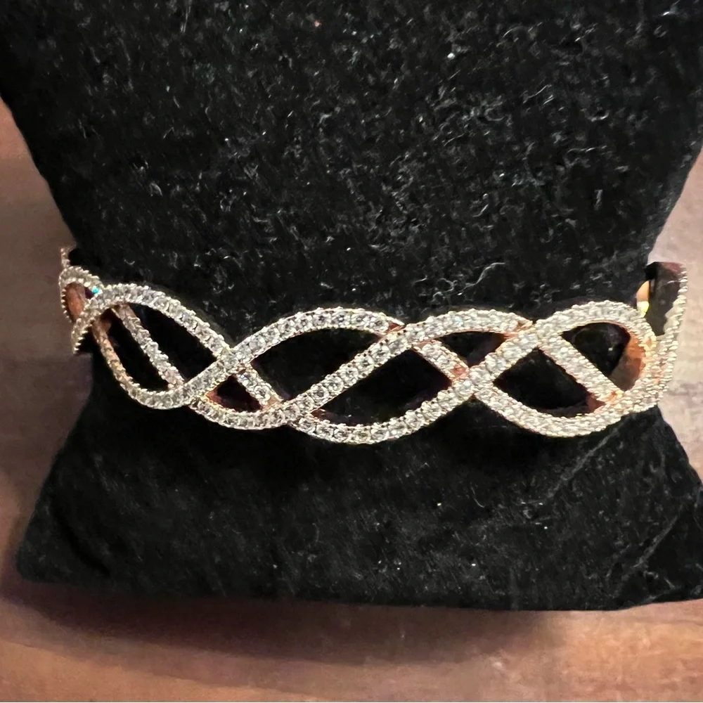 Rosetone CZ Woven/Braided Adjustable Bracelet EUC Fits Average Wrists #356